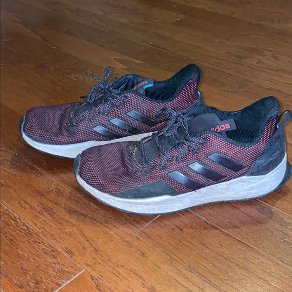 Adidas Athletic Shoe Cloudfoam Traxion